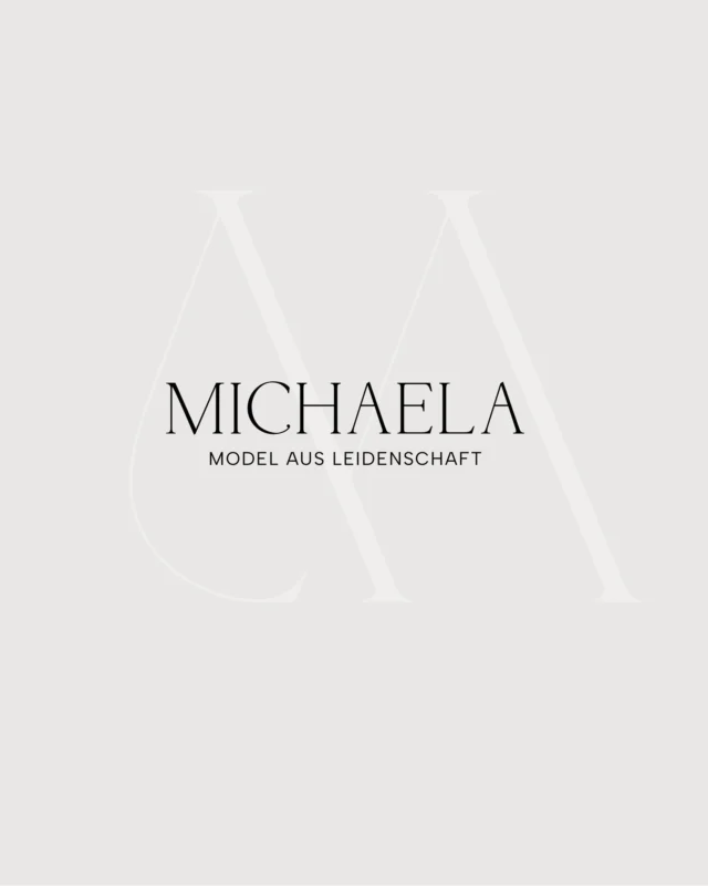 ✨ Neues Branding für @michaela_portenkirchner ✨

Für Michaela durften wir ein authentisches und stilvolles Markenbild entwickeln.
Vom Logo über Farben und Schriften bis hin zu Visitenkarten und Geschäftsdrucksorten – jedes Element wurde mit viel Liebe zum Detail auf ihre Persönlichkeit und Arbeit abgestimmt. 💫

Das Ergebnis: ein Branding, das Natürlichkeit, Eleganz und Ausstrahlung vereint.

Danke für dein Vertrauen, liebe Michaela – es war eine Freude, mit dir zu arbeiten! 💛

#brandingdesign #personalbranding #modelbranding #brandidentity #visitenkarten #logodesign #designstudio #grafikdesign #markenaufbau #brandingagentur #einzigartigdesign #frauengeführteunternehmen #authenticbranding #sichtbarwerden #inspiredbyyou